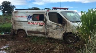 O motorista não ficou gravemente ferido, ele desmaiou em função da hipertensão.