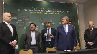 Laudo de auditoria do partido indica inconsistência em 279 mil urnas.