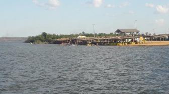 No período de julho, a praia fluvial de Filadélfia é umas das mais procuradas pelo os turistas, então para agradar e atrair ainda mais o público e render economia.