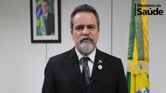 Em vídeo gravado na sexta-feira e divulgado neste domingo (13) pela pasta, Elcio Franco diz que definição de calendário depende de registro de imunizantes na Anvisa. Ministro do STF deu prazo de 48 horas para que o MS informe d