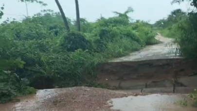 Chuva forte deixa trecho da TO-130 intrafegável em Filadélfia