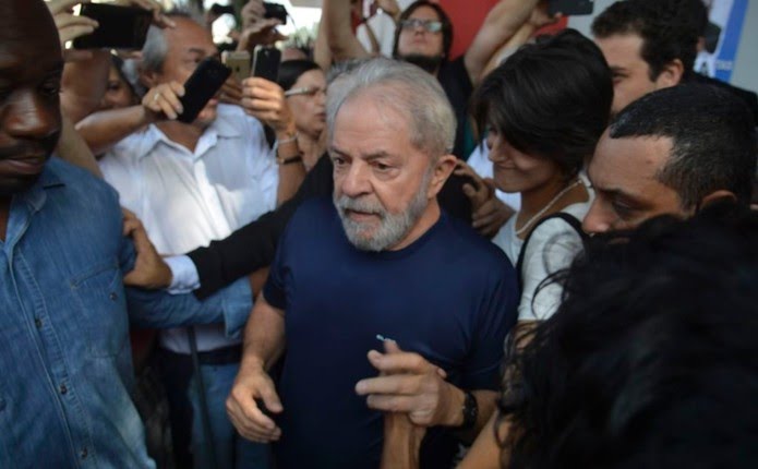 A juíza Carolina Lebbos autorizou a transferência de Lula para São Paulo