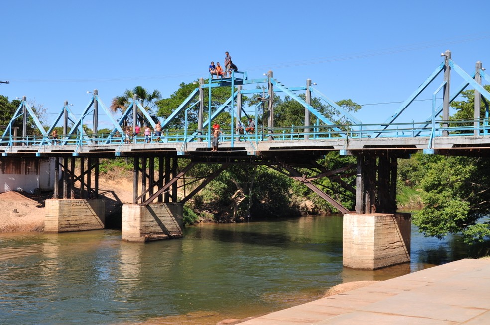 Ponte sobre o rio Ponte Alta em foto de arquivo — Foto: Governo do Tocantins/Divulgação